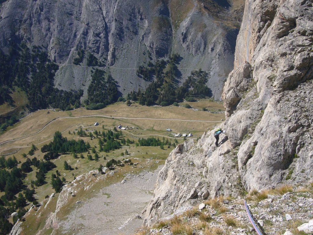 la vire de L7 et l'alpe du Lauzet