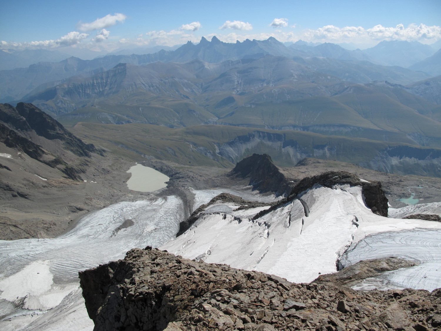 Le glacier des Quirlies avec les aiguilles d'Arves
