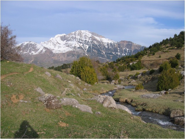 Cadre verdoyant dans la descente