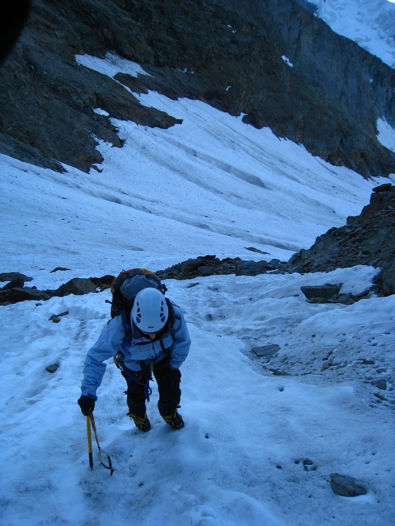 ... et juste sous l'éboulis d'accès à l'arête