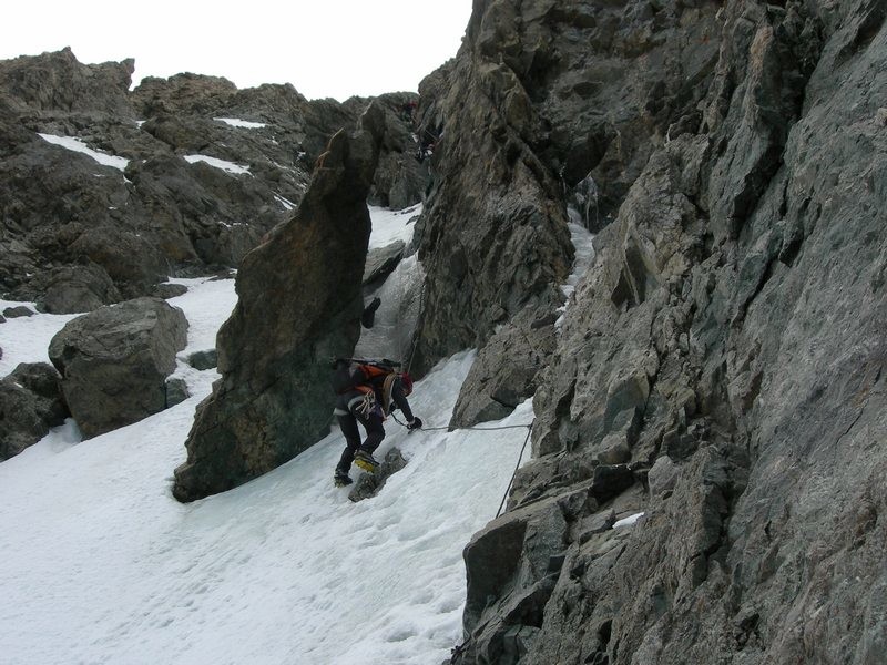 Passage équipé sous la dent Zsigmondy