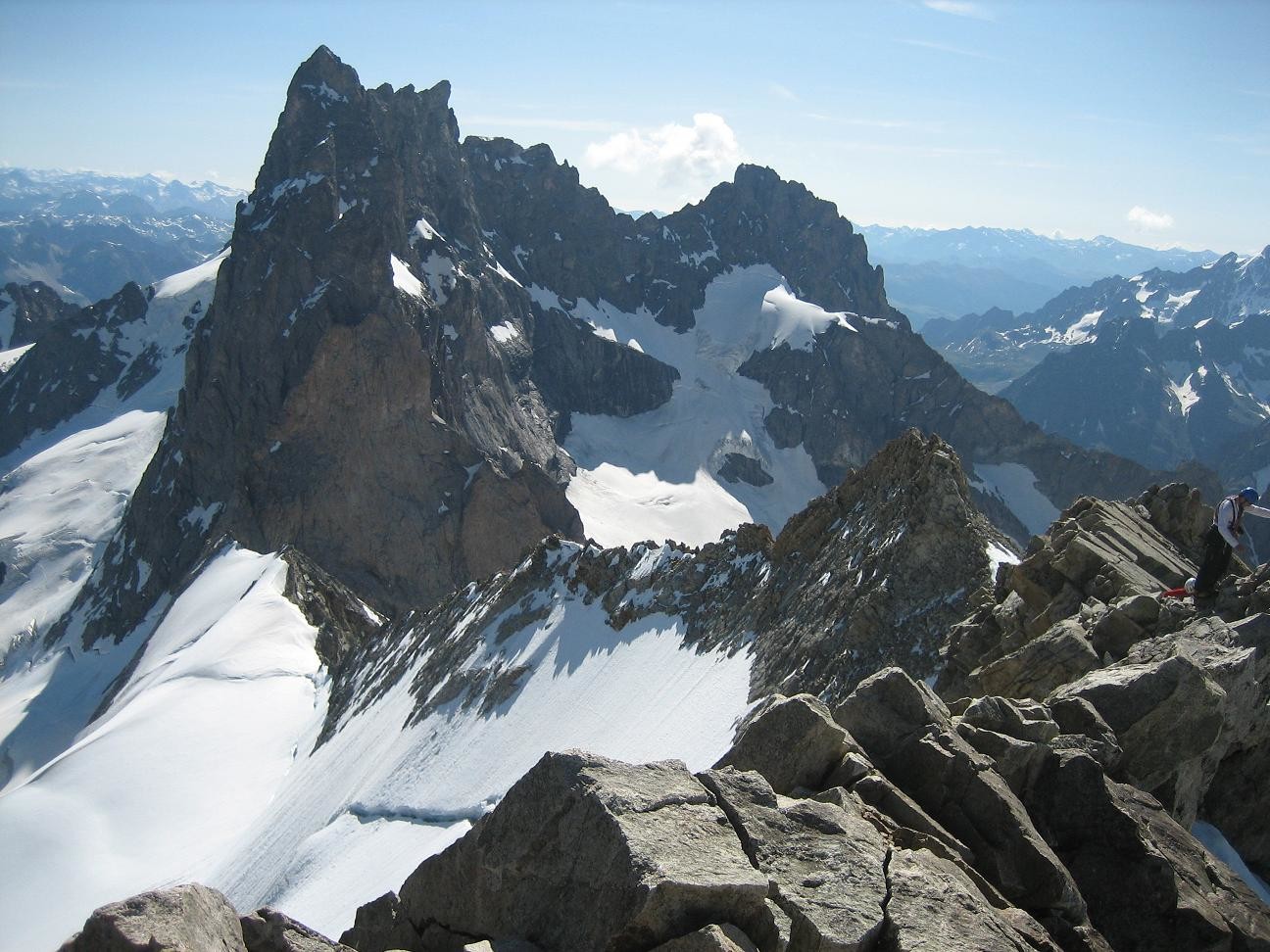 La Meije et l'arête NE du Rateau, depuis le sommet du Rateau E