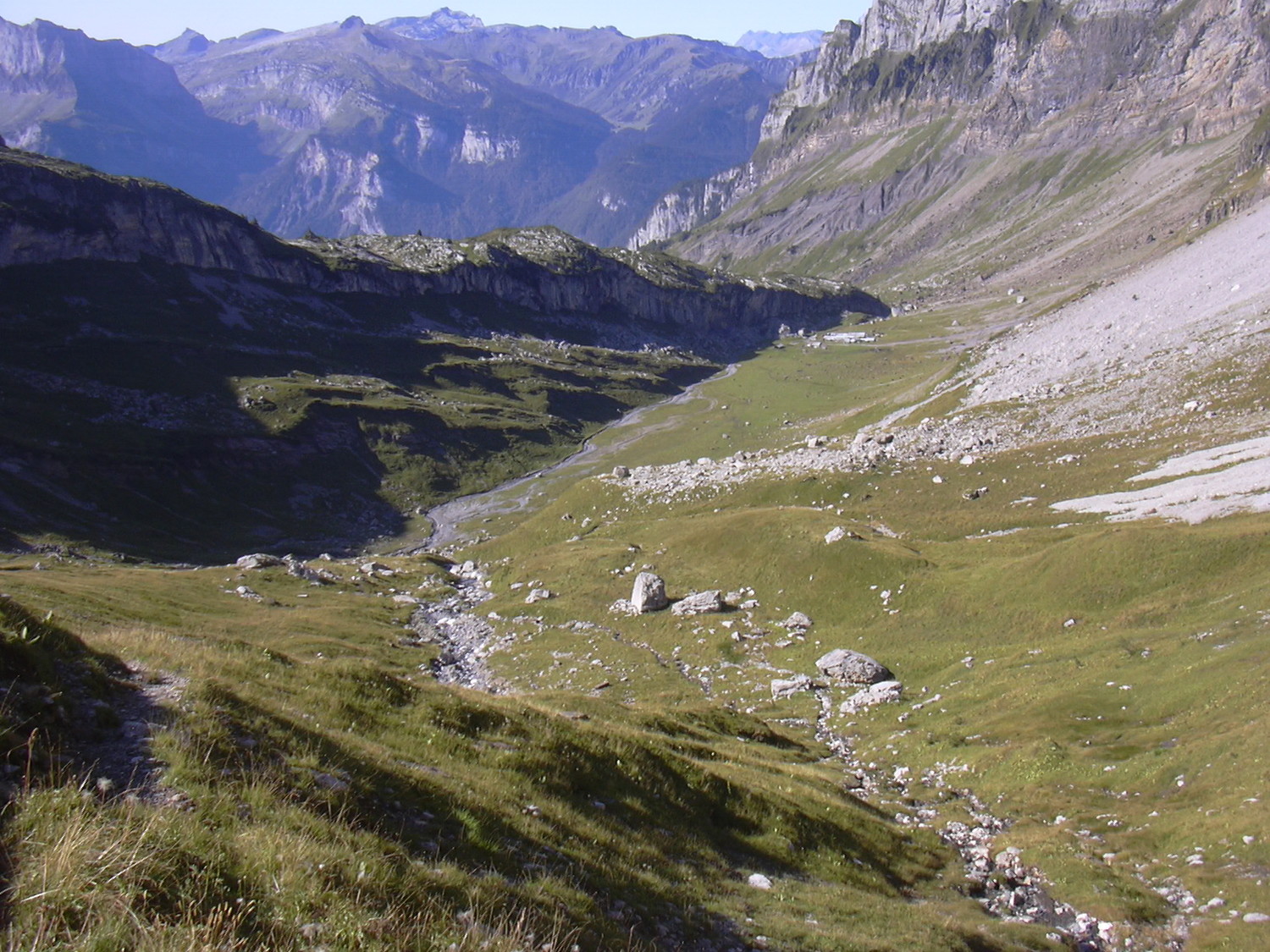 le vallon de Salvadon et les chalets