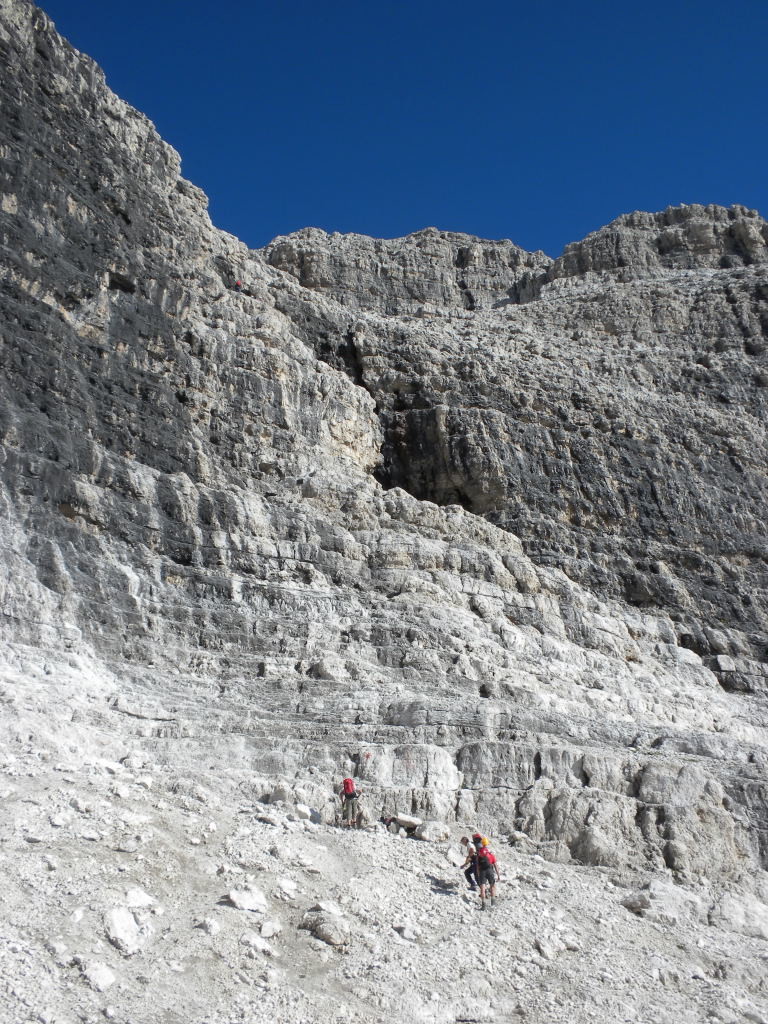 Vue sur l'itinéraire pour monter à la Cima Tosa