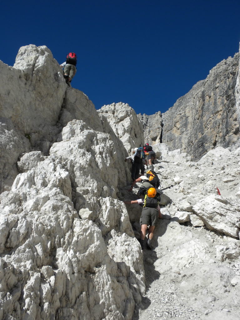 Montée à la Sella della Tosa