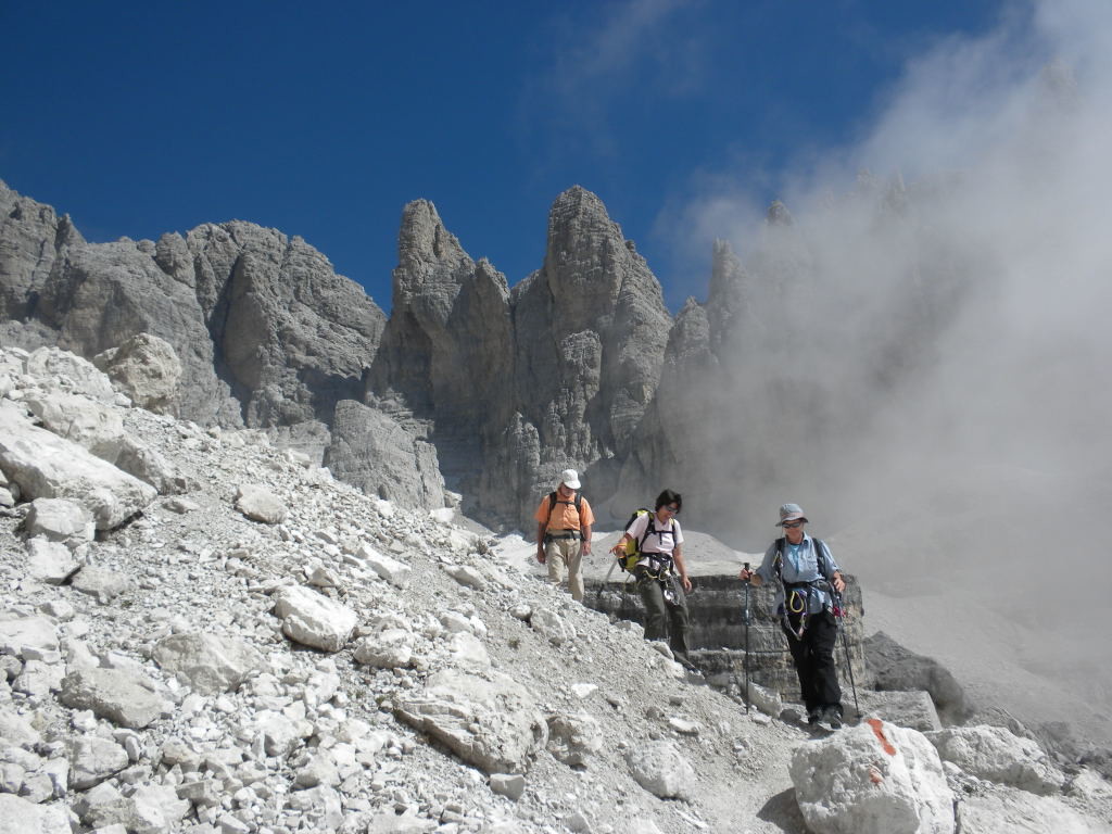 En descendant sur le refuge Agostini