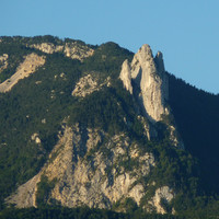 Les Trois Pucelles depuis la vallée