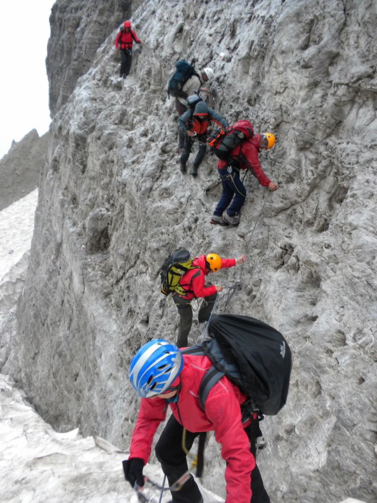 Descente sur le refuge Brentai, sous la pluie