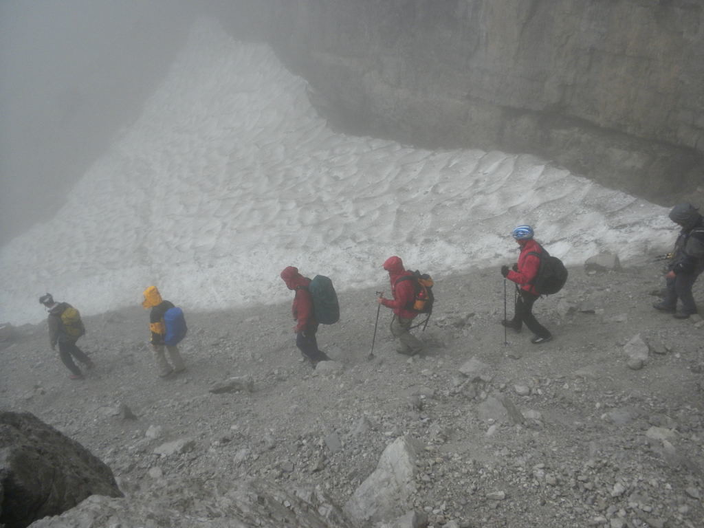 Descente sur le refuge Brentai, sous la pluie