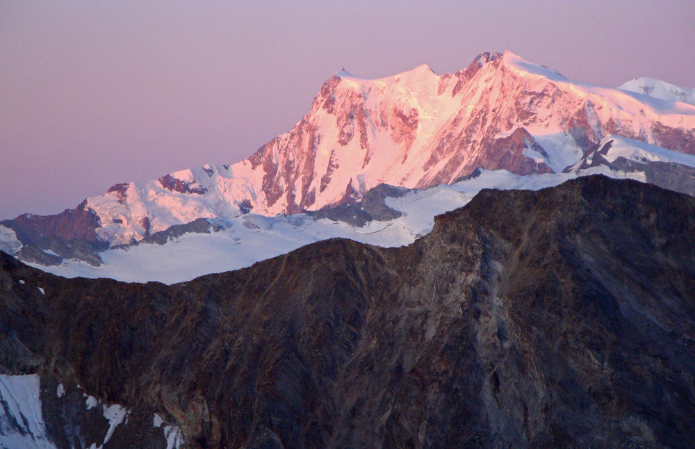 Lever du jour sur le Mont Rose.