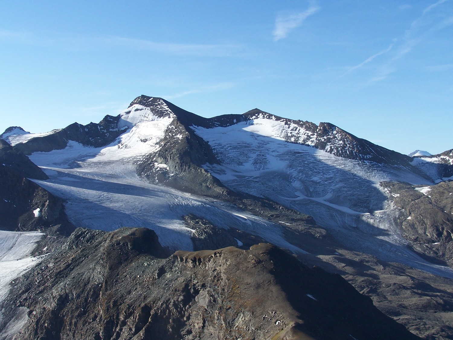 Gde aig.Rousse et les glaciers des sources de l'isère vus de l'arete S de la Galise