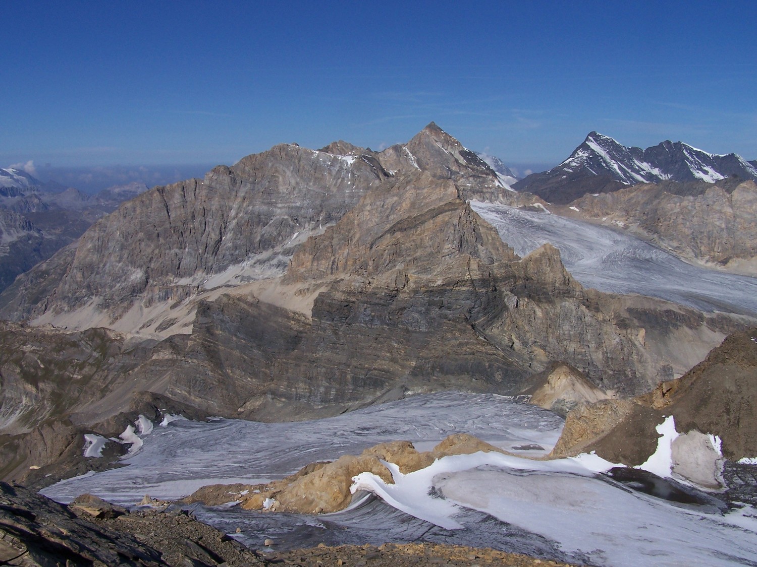 Glacier de Bassagne, roc de Bassagne, Basele, Tsanteilena, Sassière, vu du sommet de la Galise.