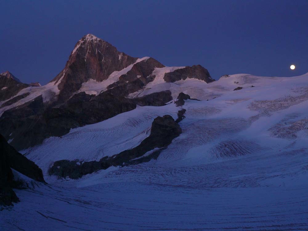 Dent Blanche et lever de la Lune