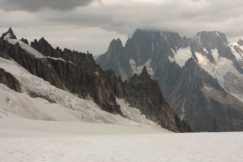 l'envers des aiguilles depuis la valée blanche