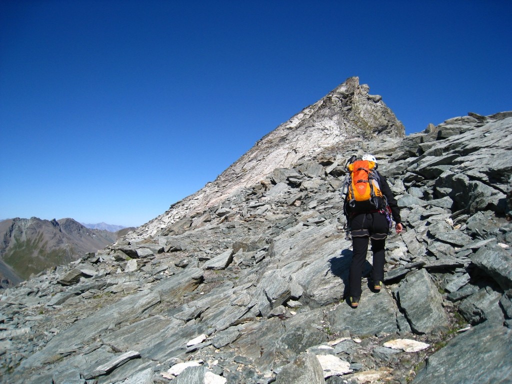 Au départ du Col du gardien, vers le P3158m