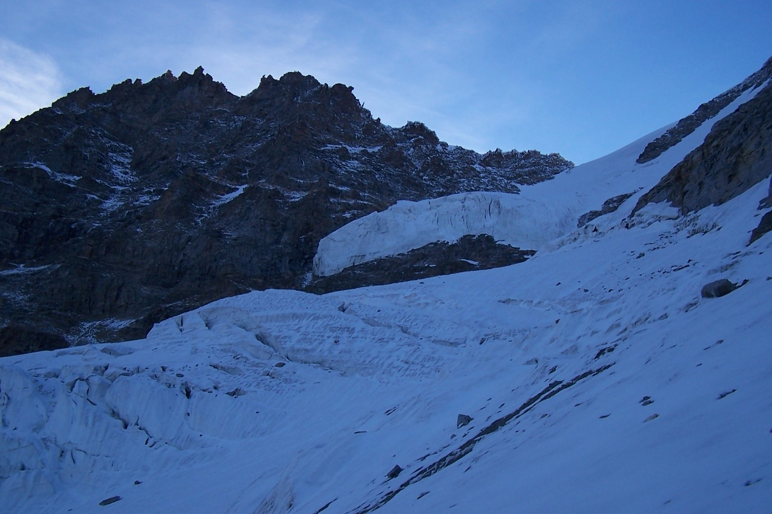 Face NW du petit Paradis.