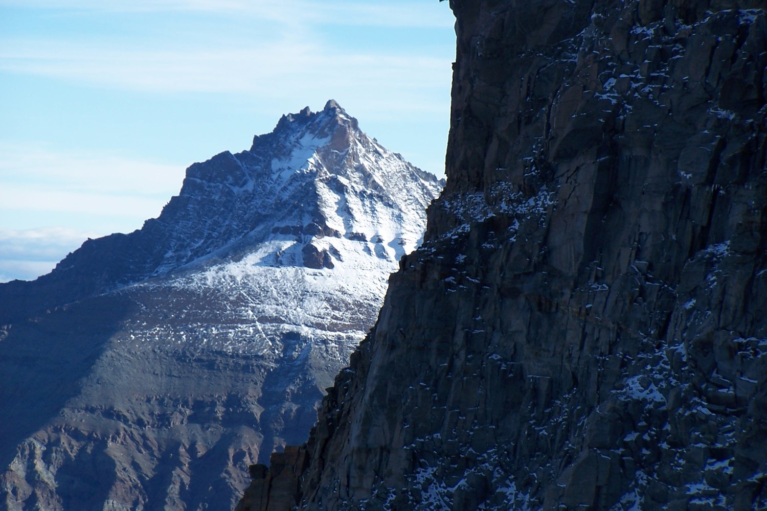 La Grivola et la paroi N du Petit Paradis, vu du glacier Laveciau