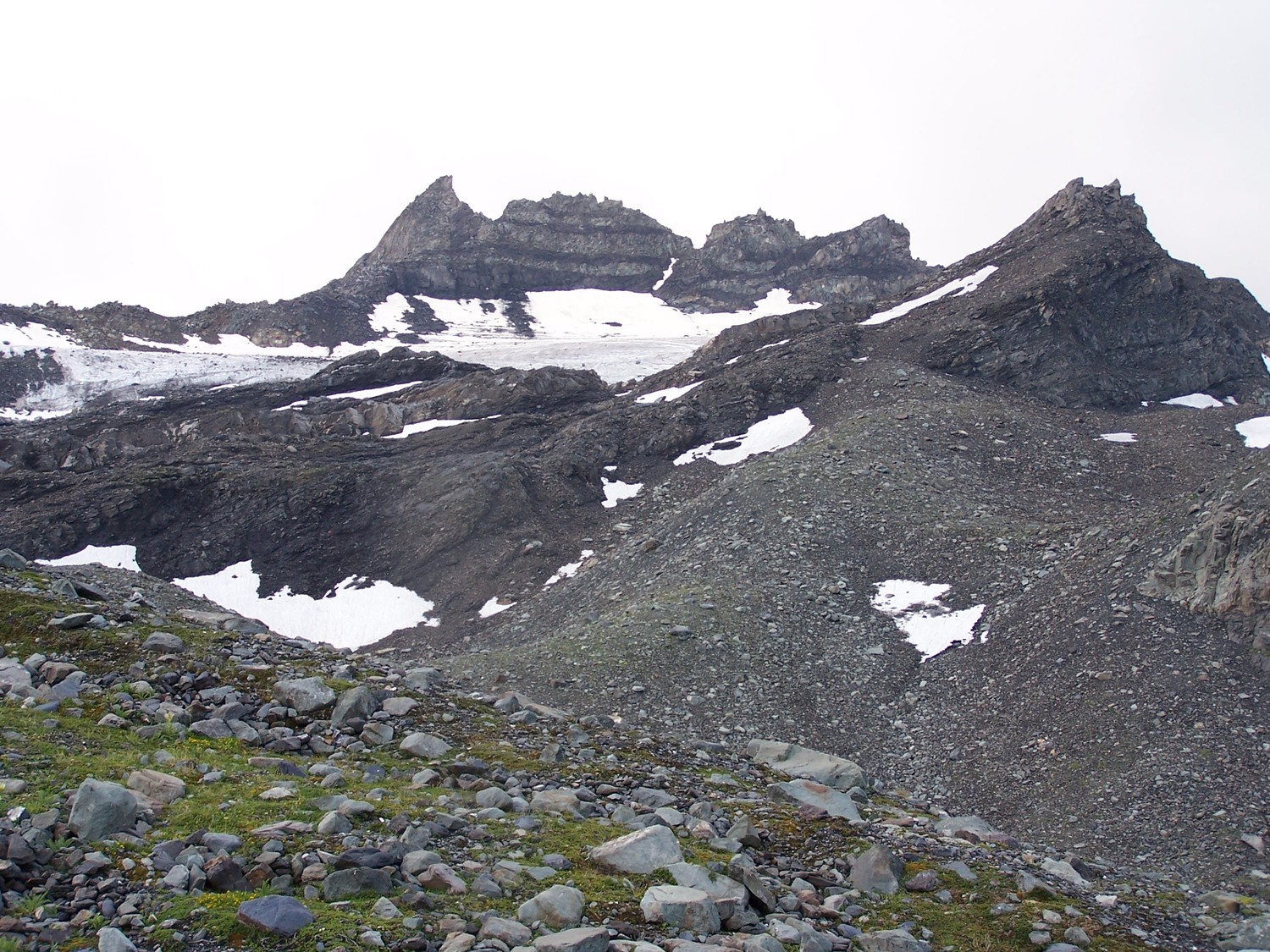 Aig. des Veys vue du col de la pointe Rousse
