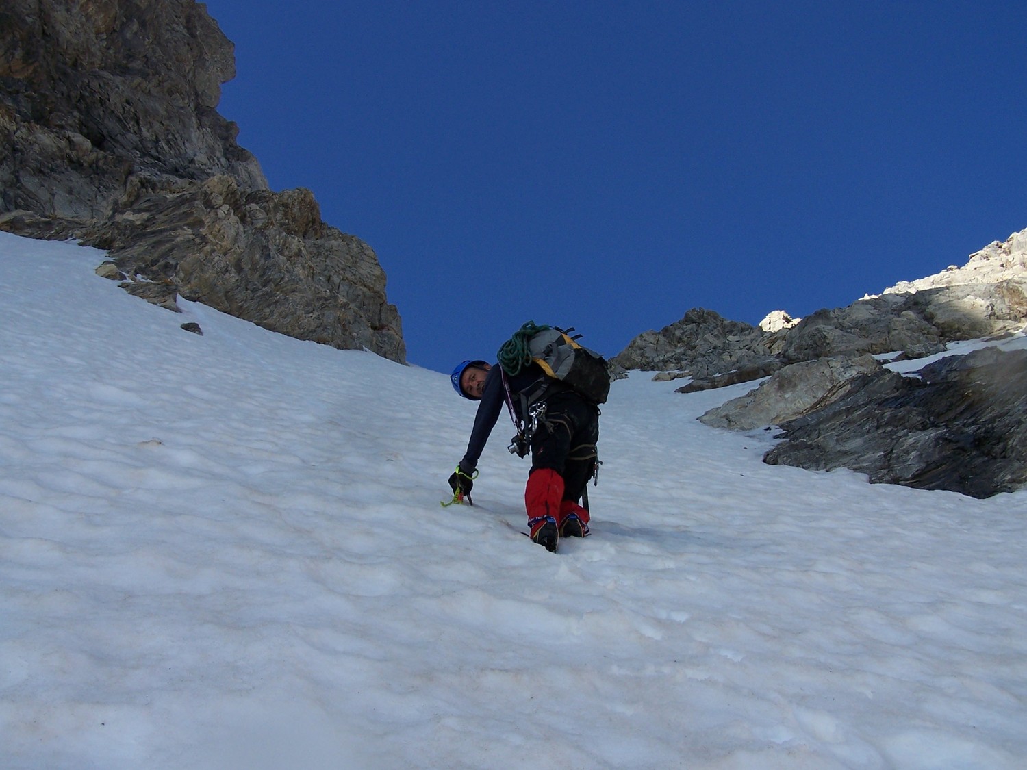 Rémi à la sortie du couloir de la Clapière au gd Galibier