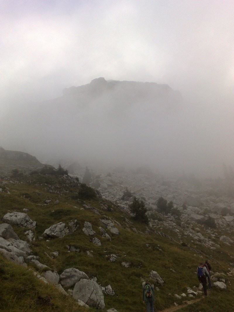 Pointe Dzérat sous le brouillard