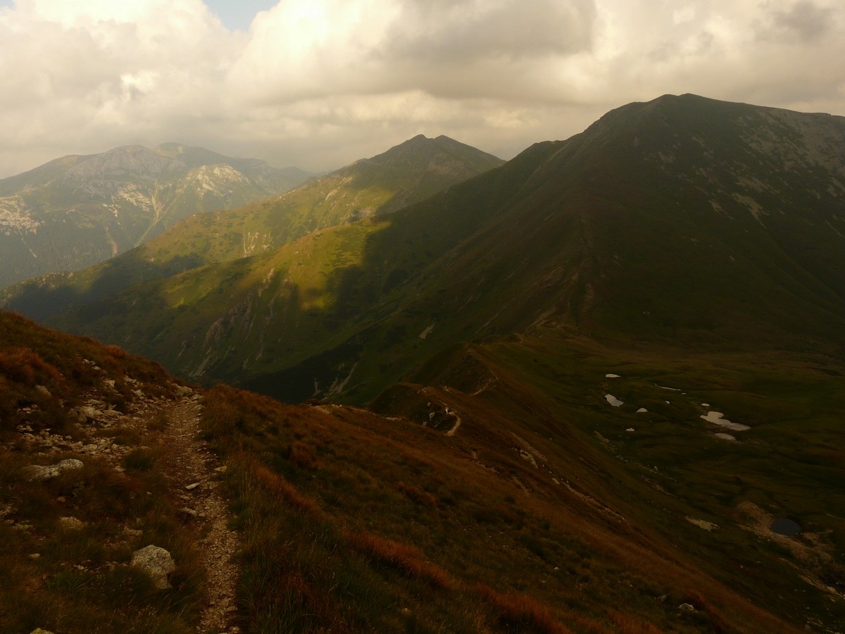 Descente sur le col Pyšné