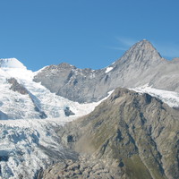 Mönch et Eiger vu depuis le NE pendant la montée au refuge