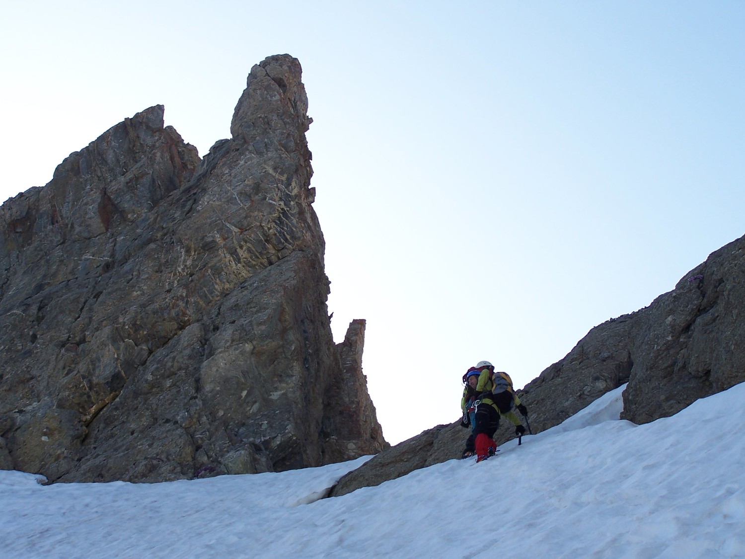 La brêche sous le sommet, sortie du couloir NW des gds fonds