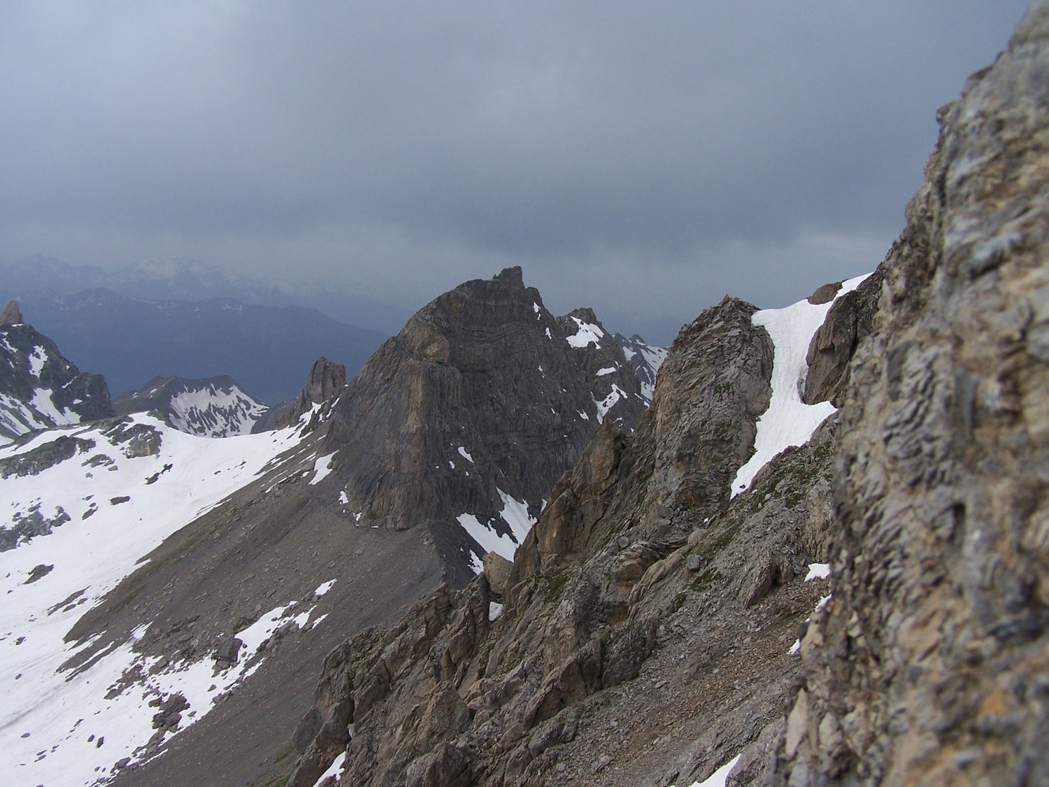 L'arrivée du mauvais temps sur la vanoise et l'aiguille et la breche de Parozan