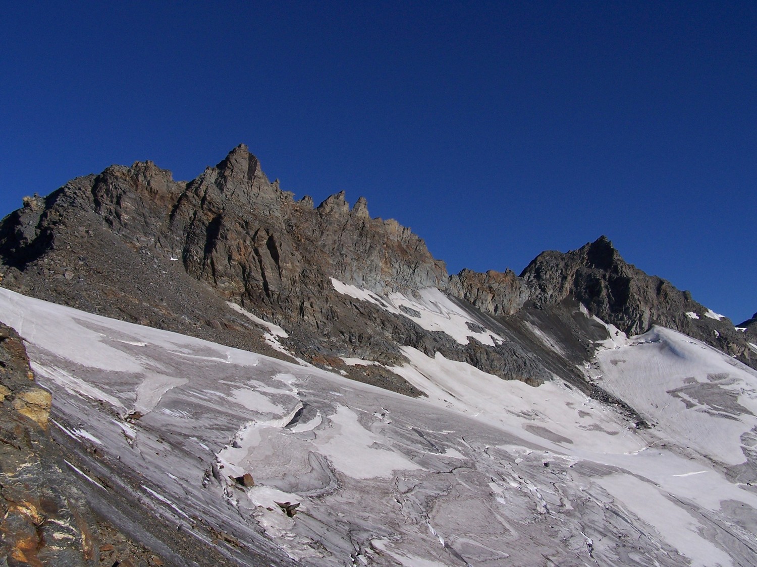 Ptes de Labby et du Génépy , glacier de la Mahure, vu du col de Labby