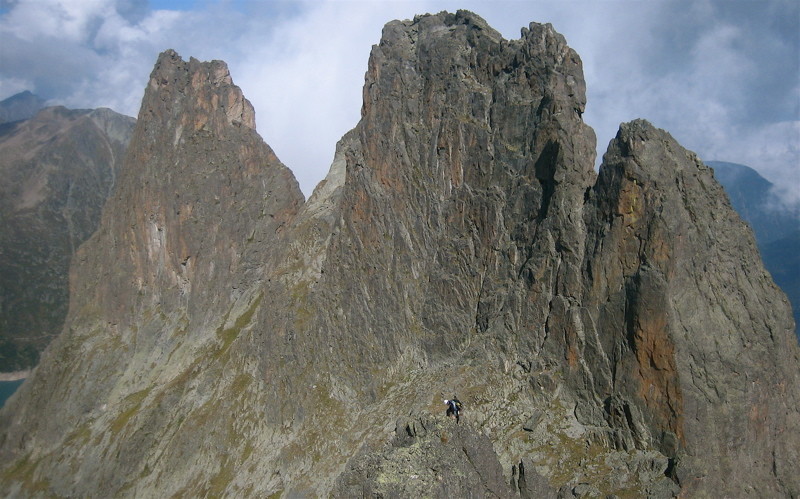 Grand Perron et Pointe Vouilloz depuis l'Ifala