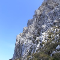 le pilier de profil