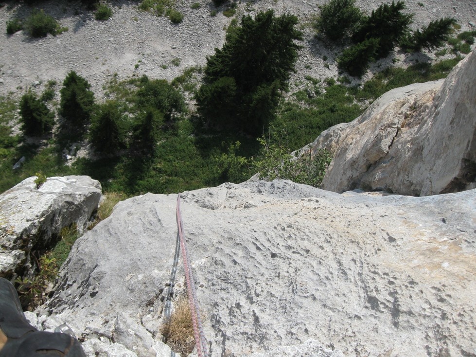 Beau rocher bien sculpté