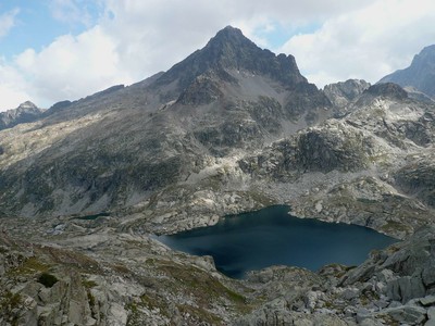 Le Palas et les lacs d 'Arrémoulit Le Palas et les lacs d 'Arrémoulit