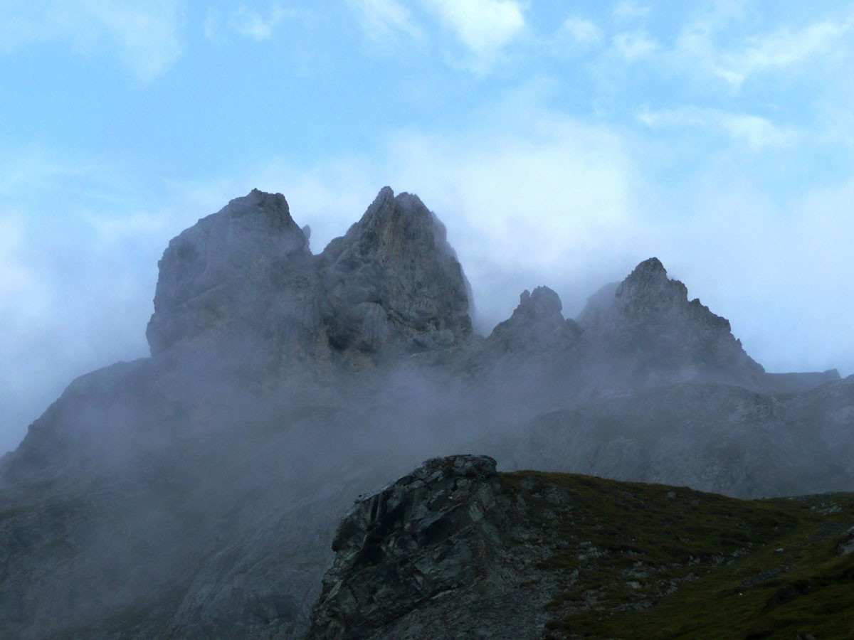 Les arêtes de la Mamule vues de la Petite Miaz