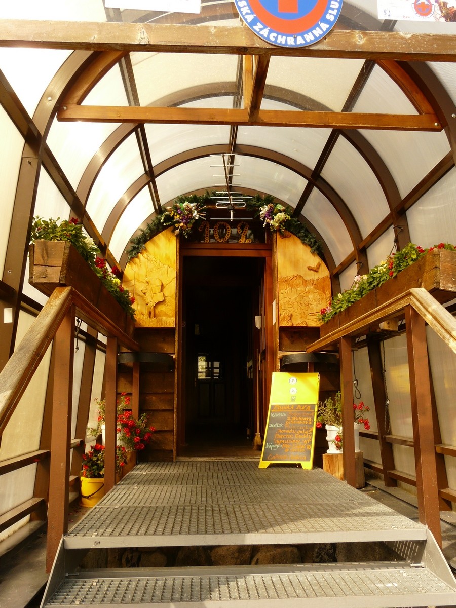 L'entrée du Zbojnícka chata