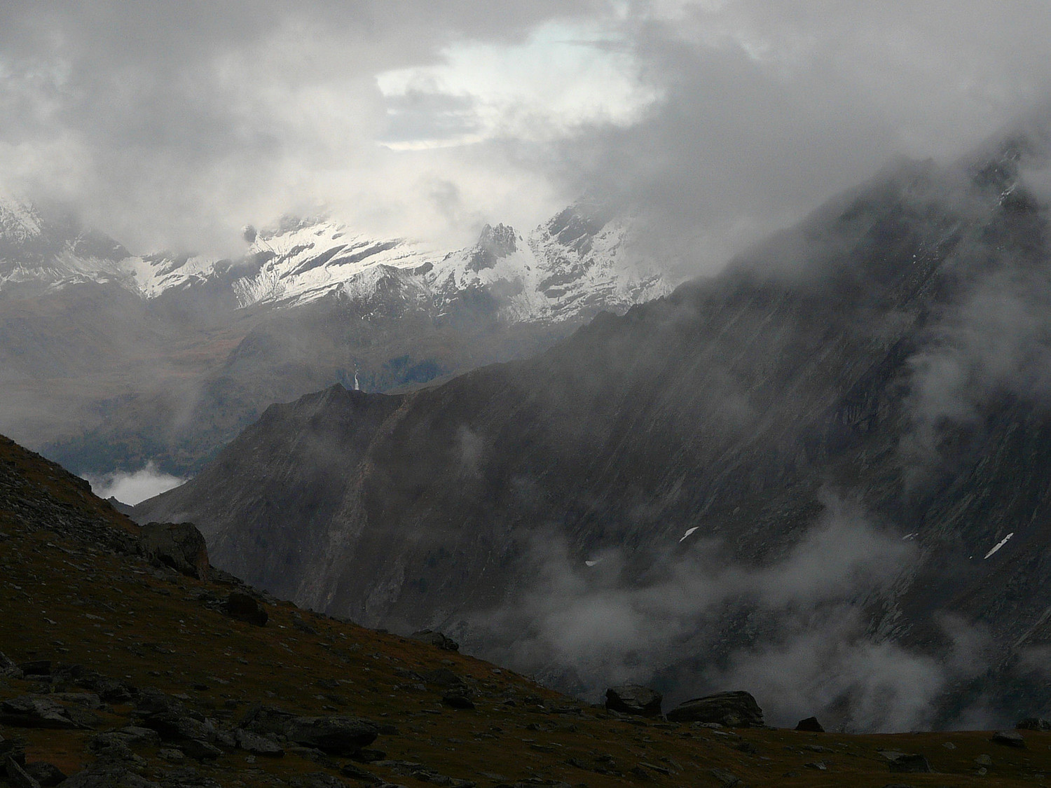 Le ciel s'assombrit mais le refuge n'est pas loin