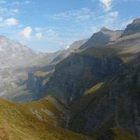Le Tenneverge et son col à droite