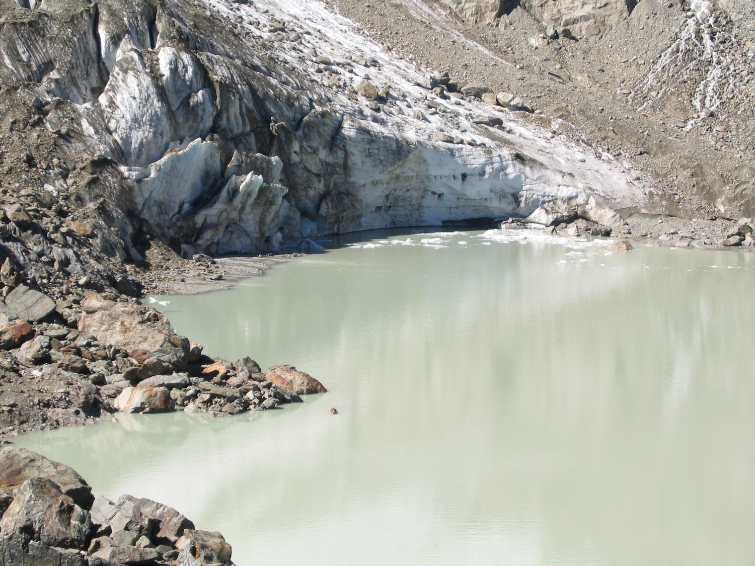 le front du glacier des quirlies en 2004