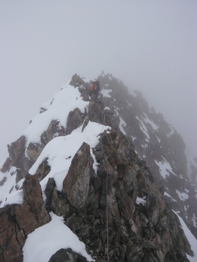 y'a du brouillard sur l'arete !