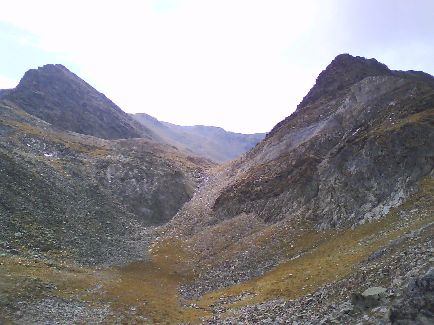 En direction du pic de la vache (côté Carança)
