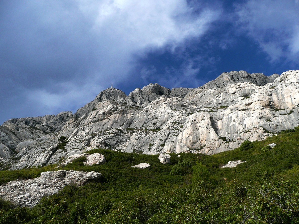 Sainte Victoire, Croix de Provence