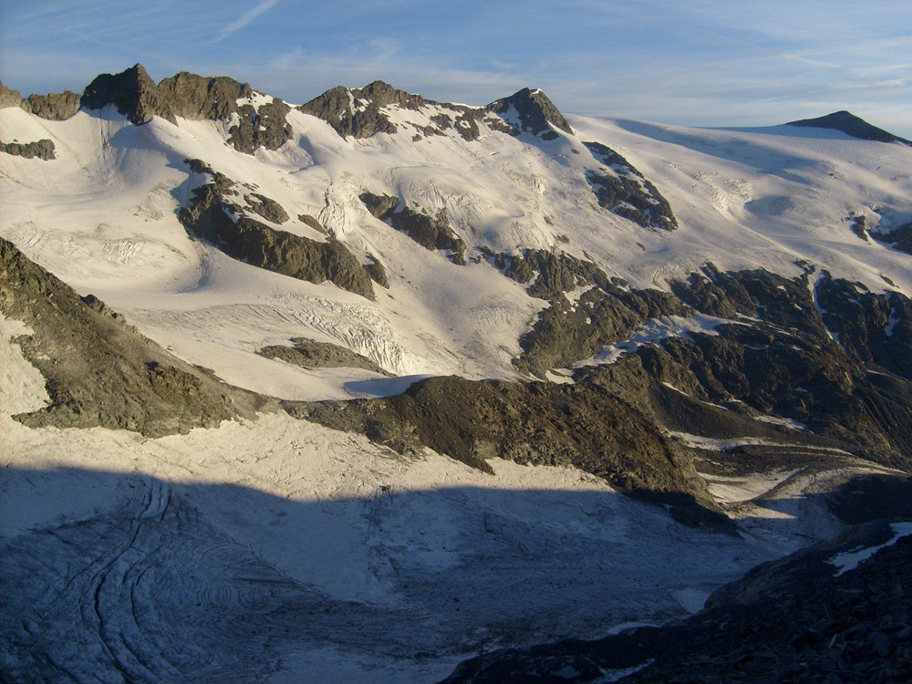 Belle lumière en arrivant au col, Chasseforet à droite
