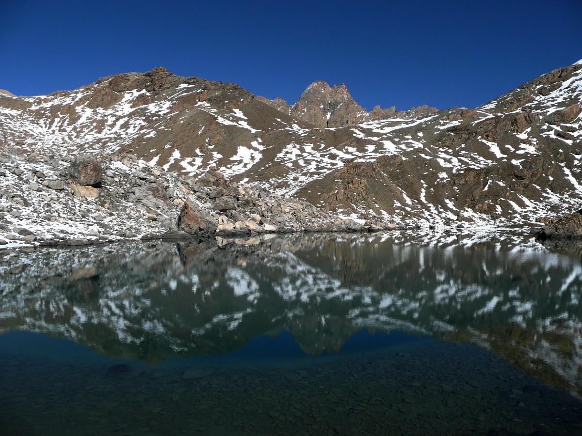 Lac sous le bivouac Barenghi