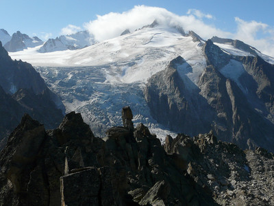 L'aiguille du Tour...dans les nuages L'aiguille du Tour...dans les nuages