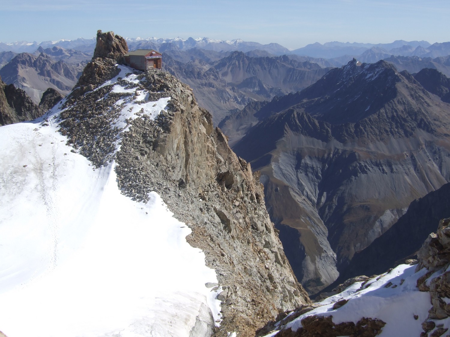 Il est vraiment superbe ce refuge de l Aigle !