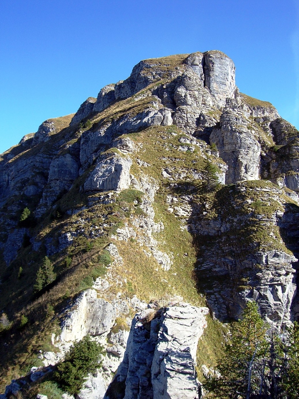 Tête du Géant, arête SW
