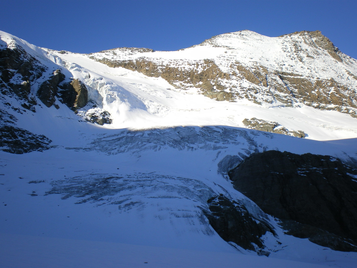 Le sommet depuis de plateau du dlacier