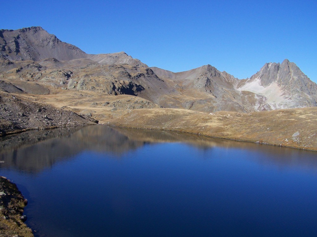 Les lacs au dessus du refuge du Thabor