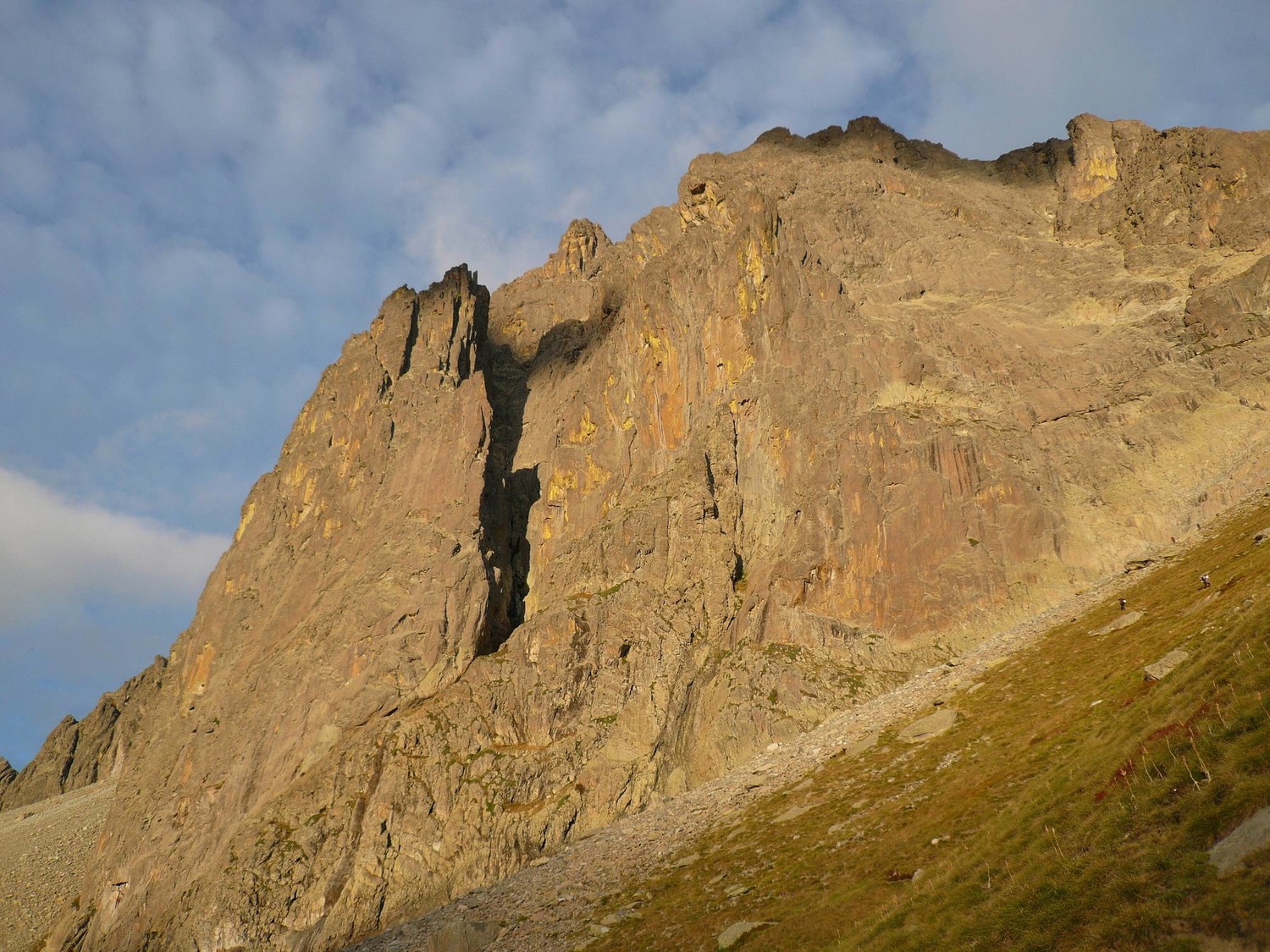 Ossau face sud dans le soleil du matin