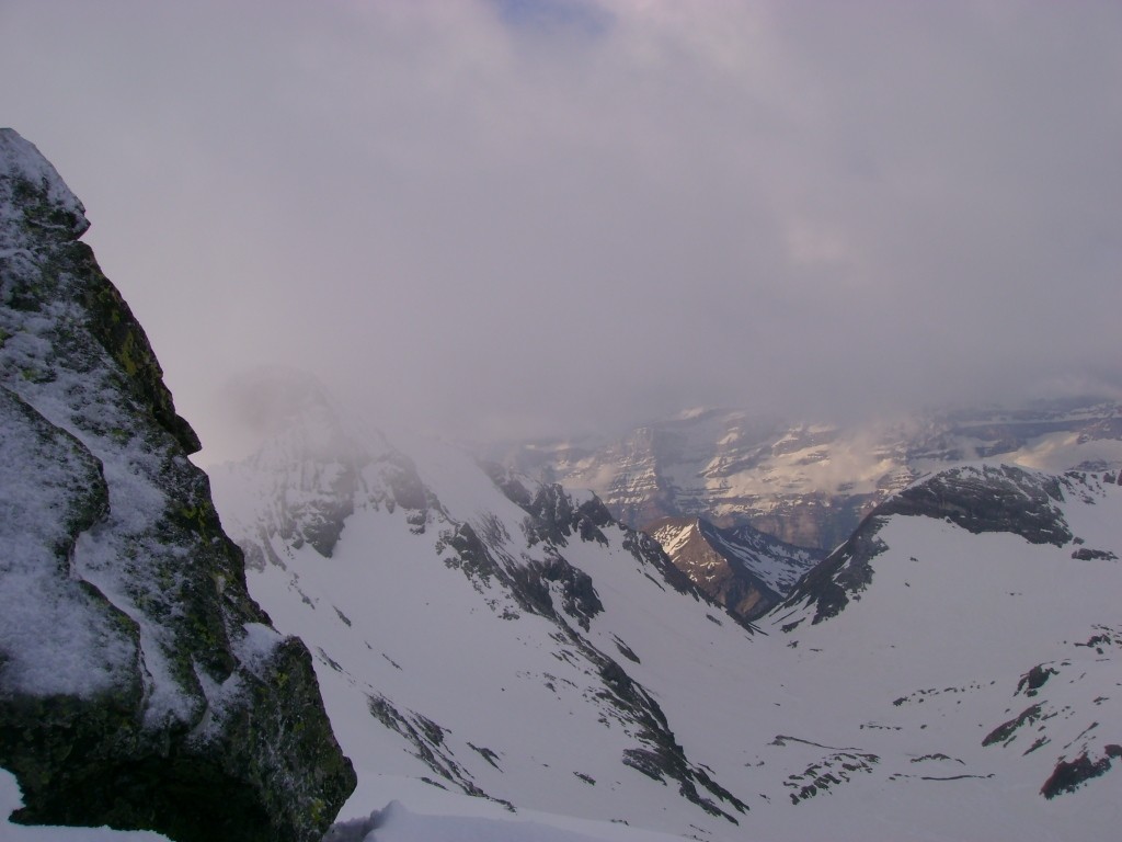 Sur l'arête, vue sur l'Espagne